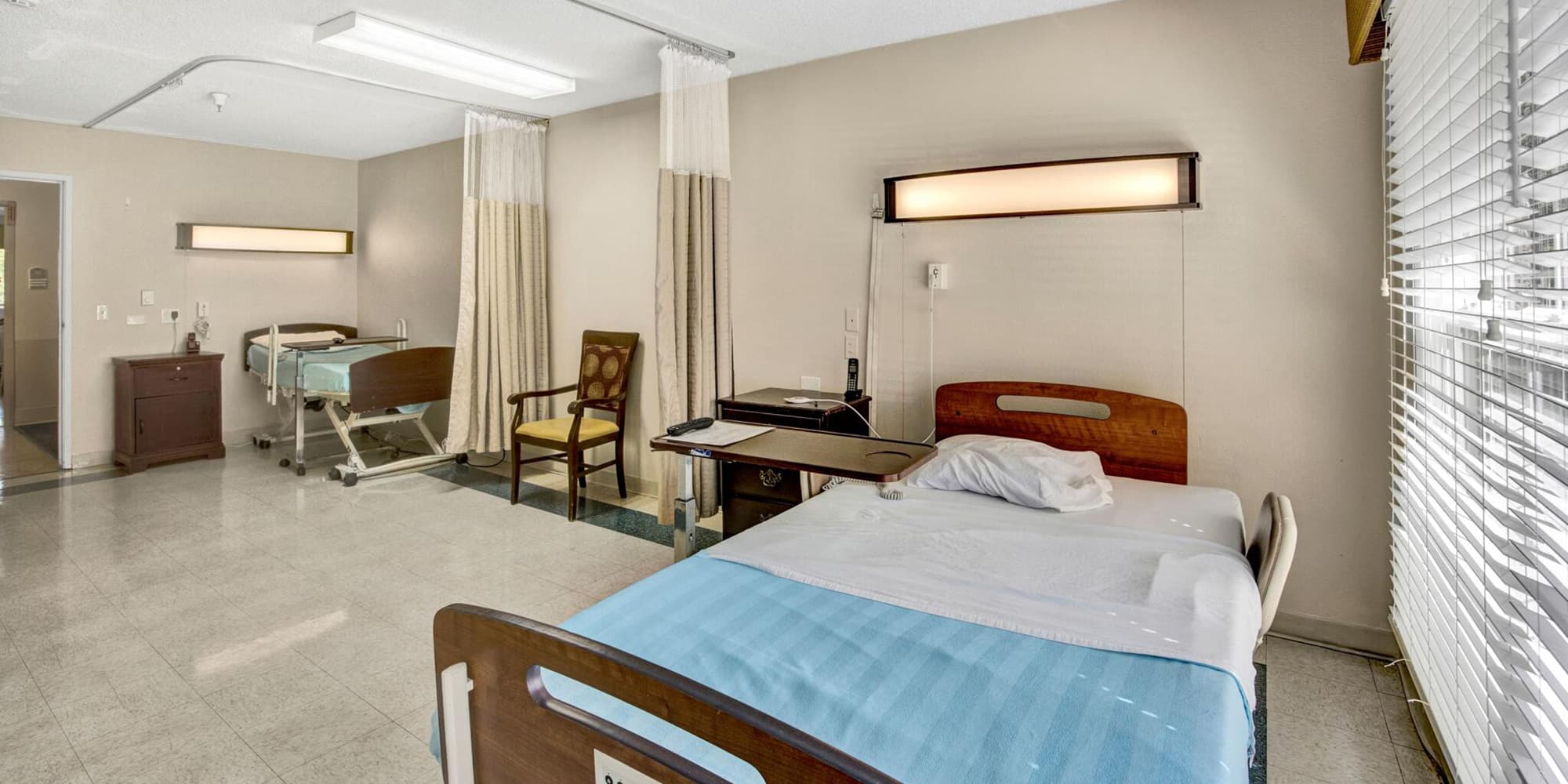 Patient room at Timberline Post Acute